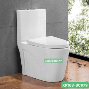 Bồn cầu 1 khối trắng sứ cao cấp XP168-BC979, men nano kháng khuẩn, xả mạnh tiết kiệm nước.