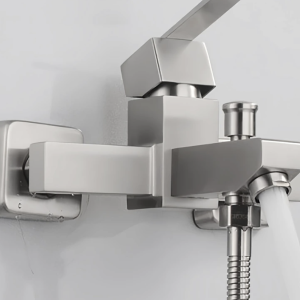 Củ sen tắm nóng lạnh XP168-8015 inox 304 thiết kế vuông hiện đại chống gỉ